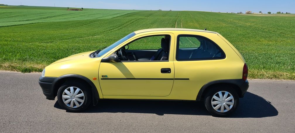 Opel Corsa B 1.4  60Ps 1996r. Pierwszy właściciel. Przebieg 83 Tys