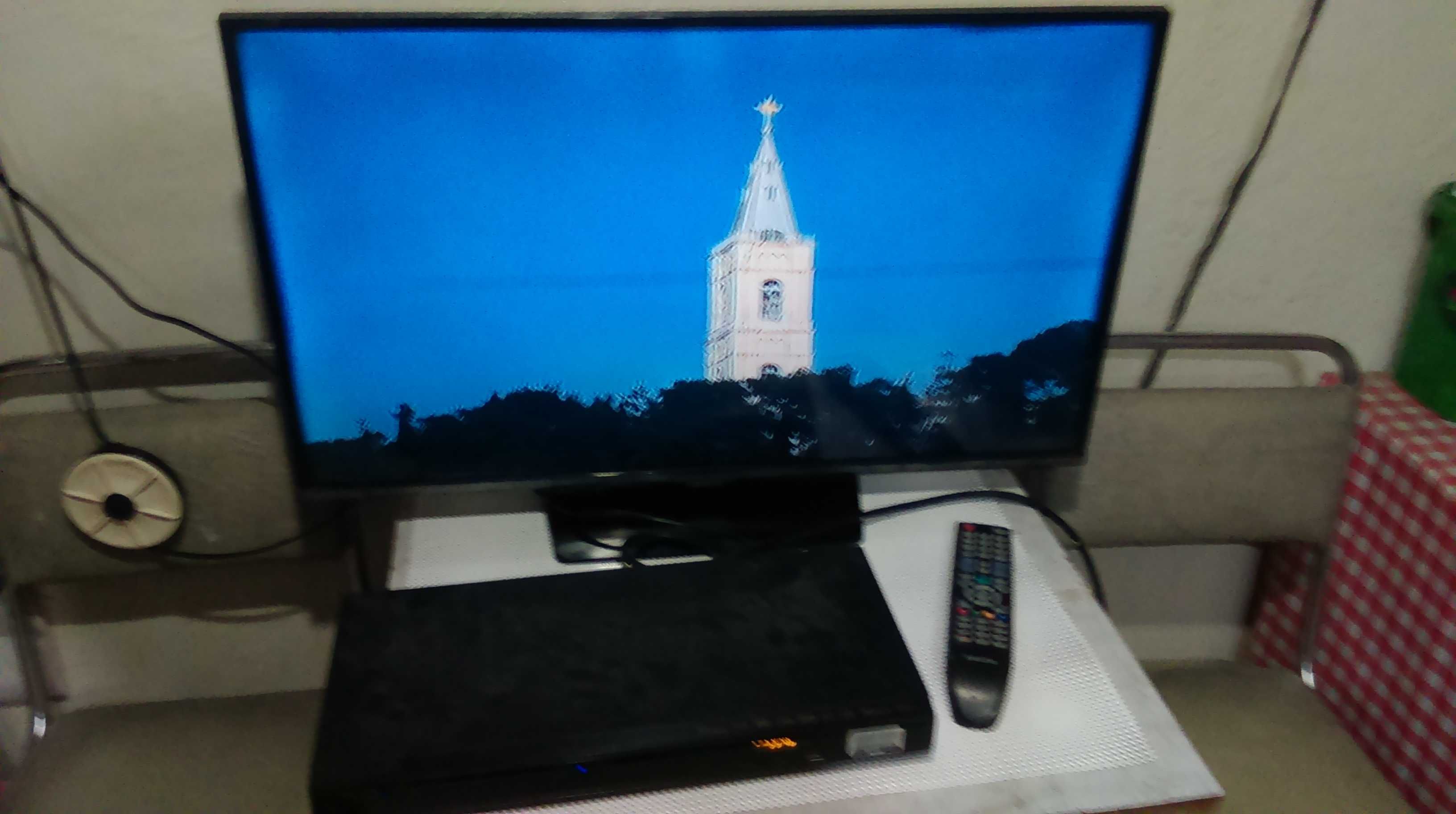 telewizor led samsung 32 cale sprawny UEH5000AW