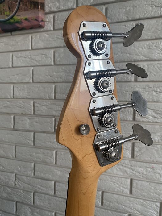 Бас Гитара Fender American Original '60s Precision Bass 2021