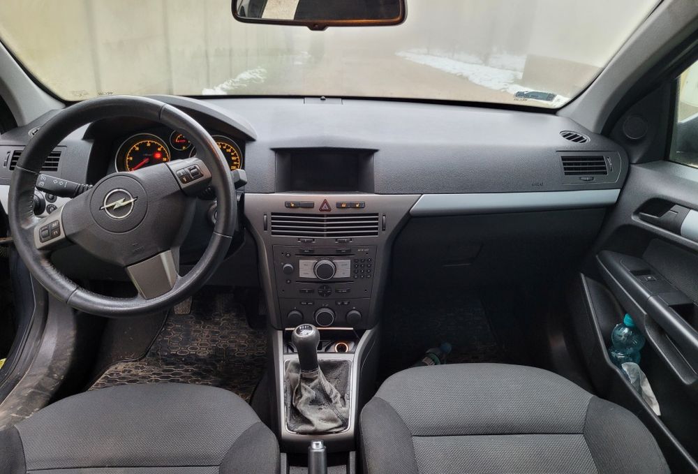Opel Astra H 1.9 CDTI 2006r. kombi 100KM