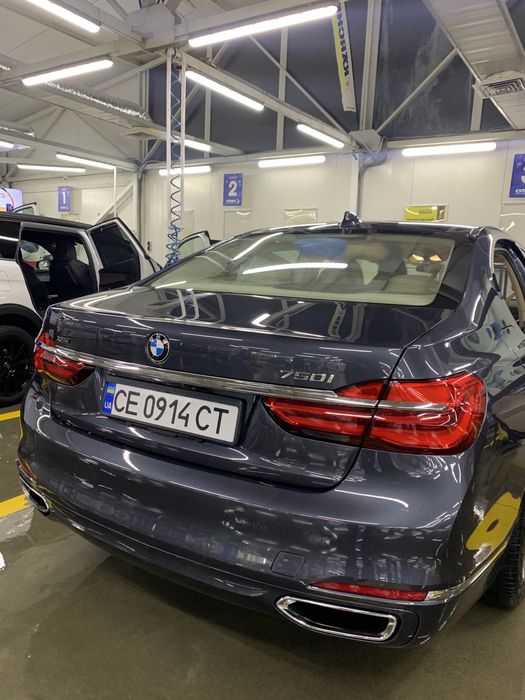 Автомобіль Bmw 750l xd G12