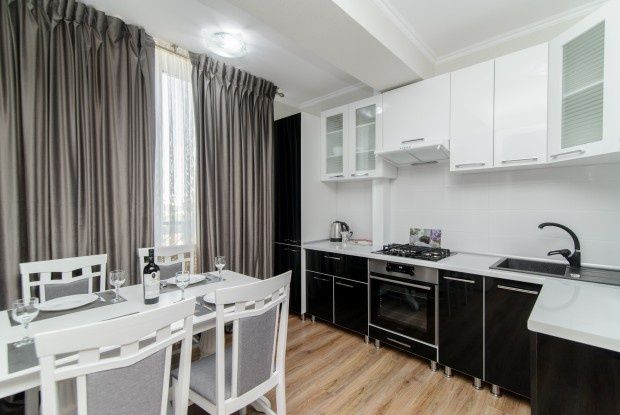 Сдам 3 ком квартиру парк" Победы"!