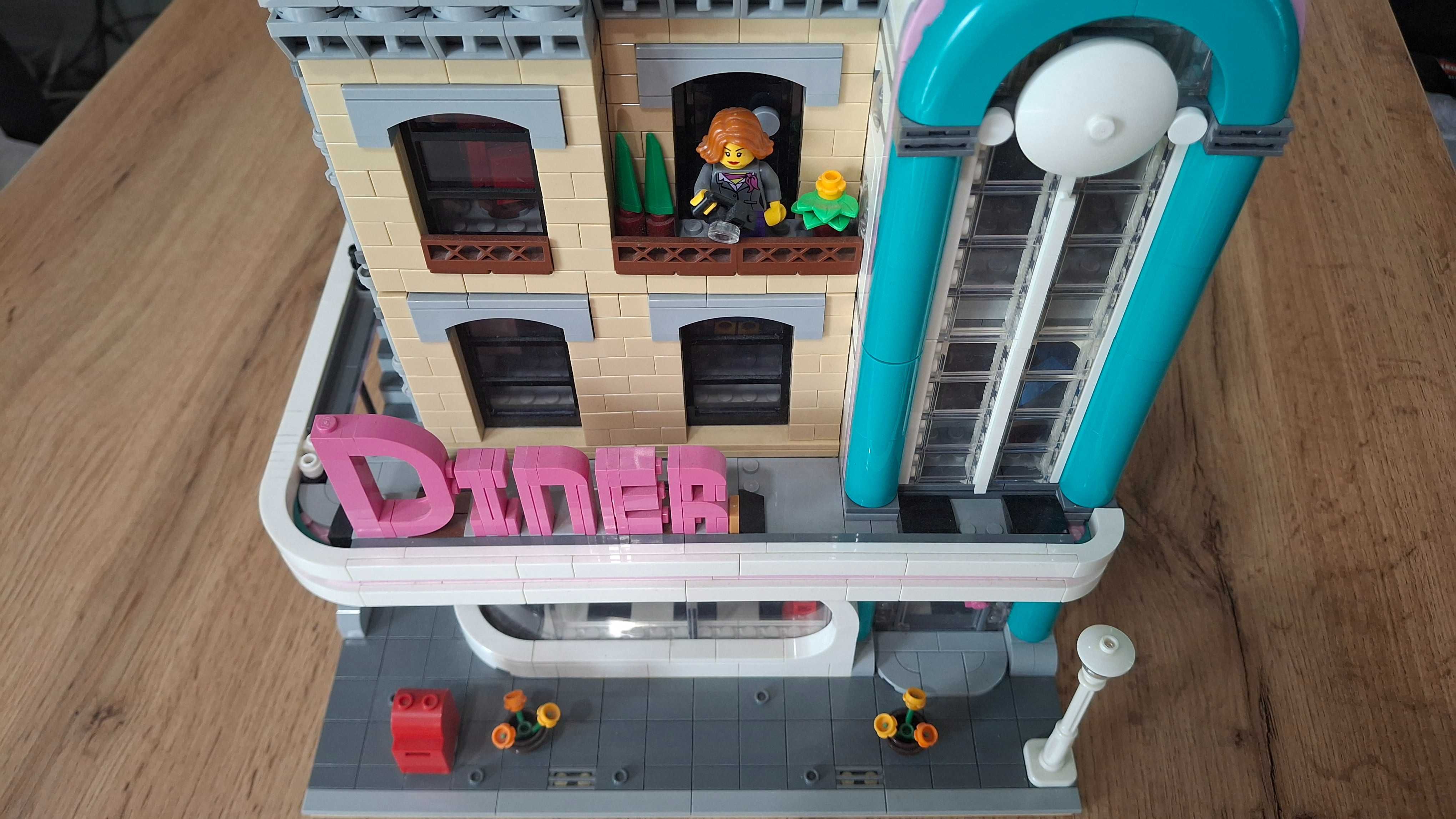 LEGO Expert 10260 Downtown Diner - Ресторанчик у містечку