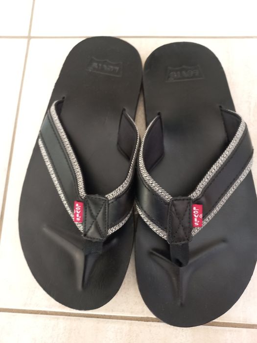 męskie czarne japonki-LEVIS-rozmiar-42-władka-27cm