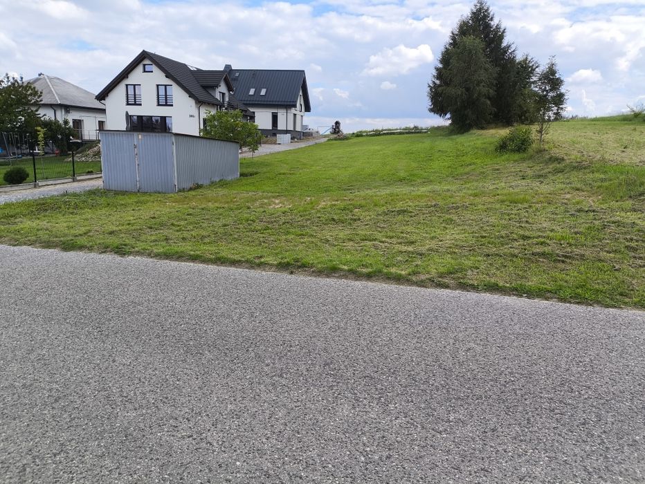 Działka budowlana wszystkie media w działce