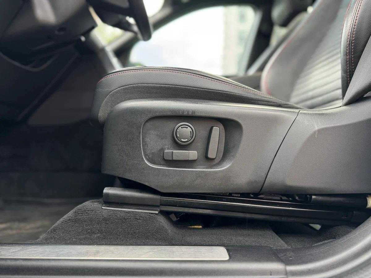 Land Rover Discovery Sport 2020