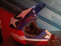 Capacete Fox muito bom estado
