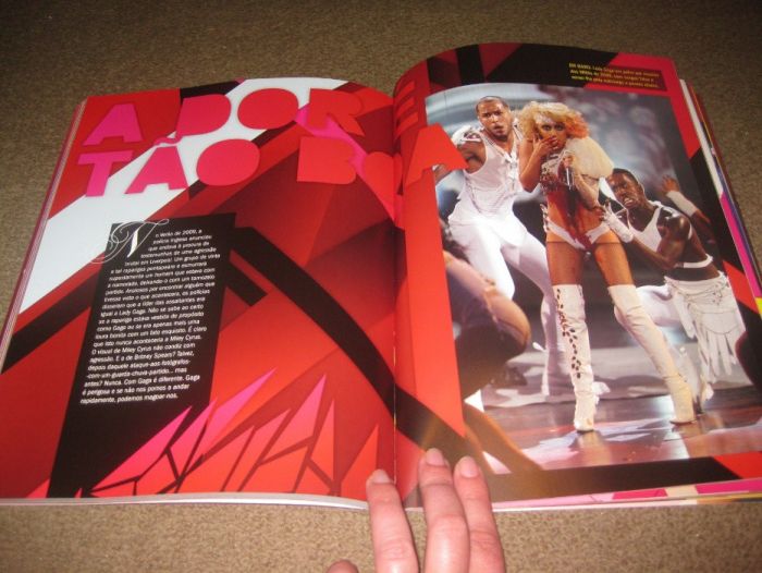 Livro da Lady Gaga “Rainha da POP” de Lizzy Goodman