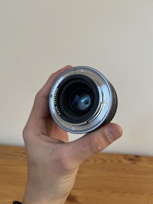 Canon EOS r50 + 50mm 1.8 rf + 18-45 rf + baterie i ładowarka