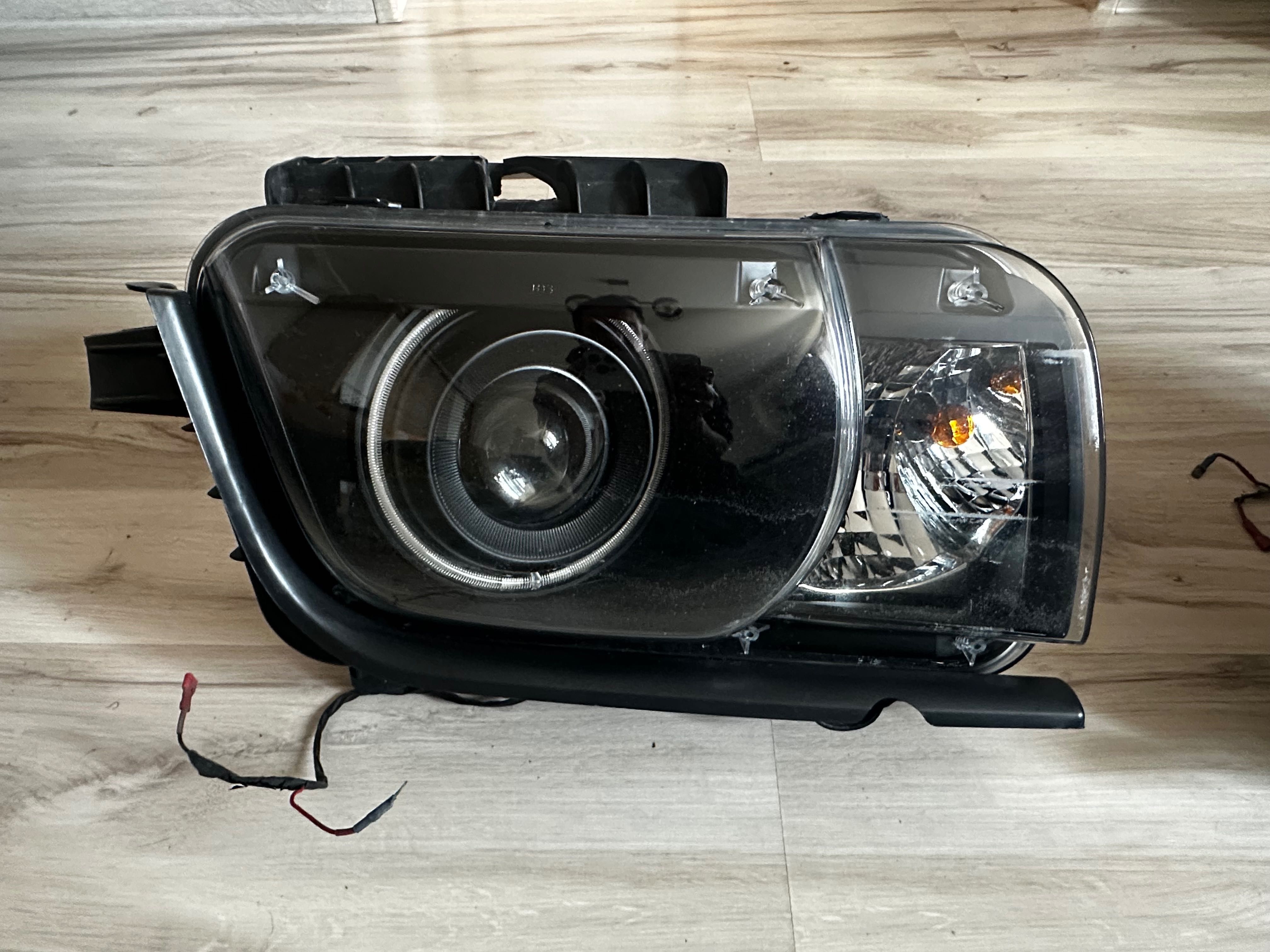 Lampy Chevrolet CAMARO V 09-13R RINGI LED