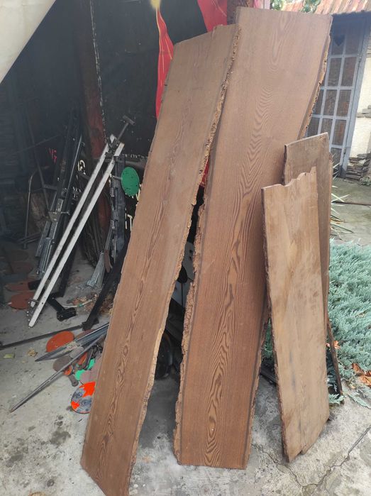 Продам доску дубову, фанеру, двері  міжкімнатні та ін.