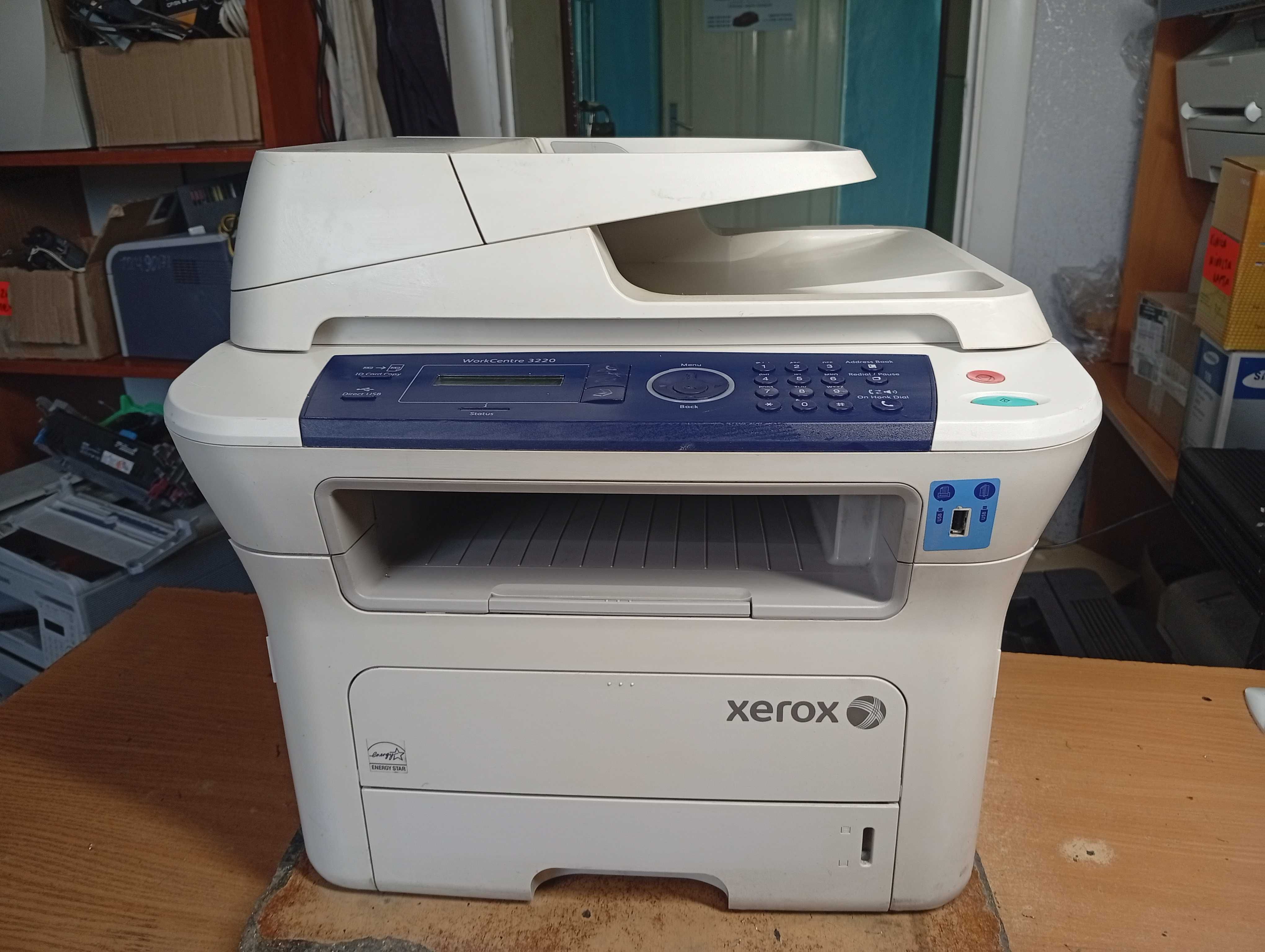 Лазерний БФП Xerox WorkCentre 3220 + 2 картриджі