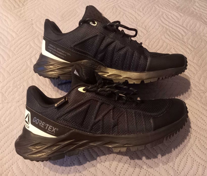 Damskie buty do biegania Reebok Astroride Trail Gtx 2.0 roz.39 255mm