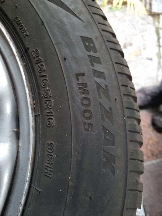 Koła do Duster Dacia opony zimowe felgi stalowe 215/65 16