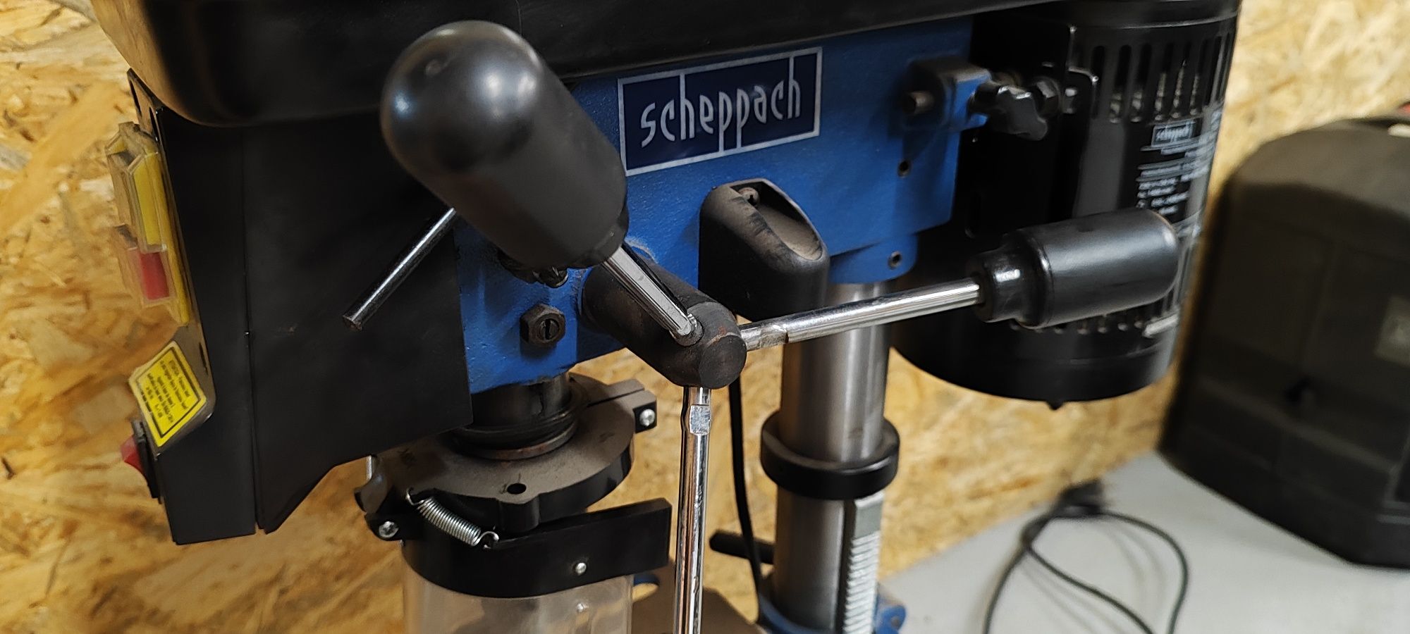 Scheppach DP16SL wiertarka stołowa z laserem masywna