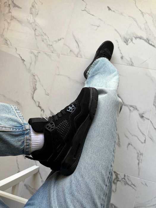 Jordan 4 Black Cat