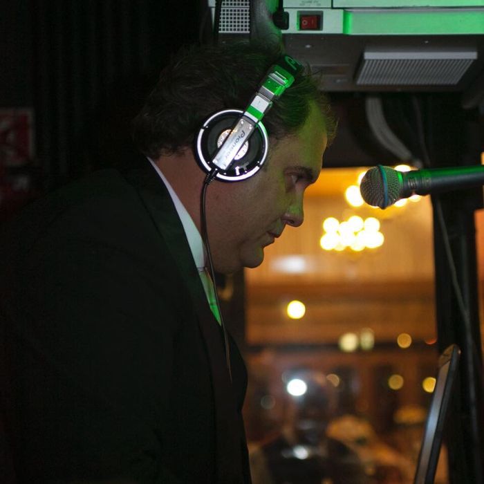 Dj casamentos e todo o tipo de festas