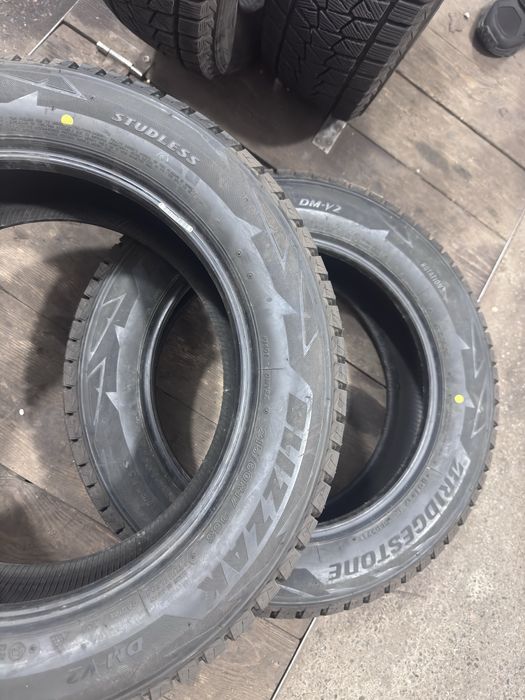 Зимняя резина Bridgestone Blizzak DM-v2