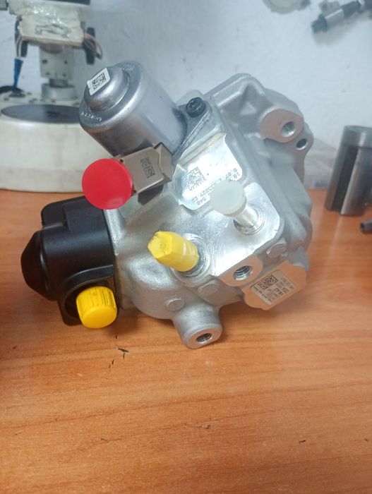 28470303 Провірений і перебраний насос тнвд шкода 1.6 2.0 04B130755F