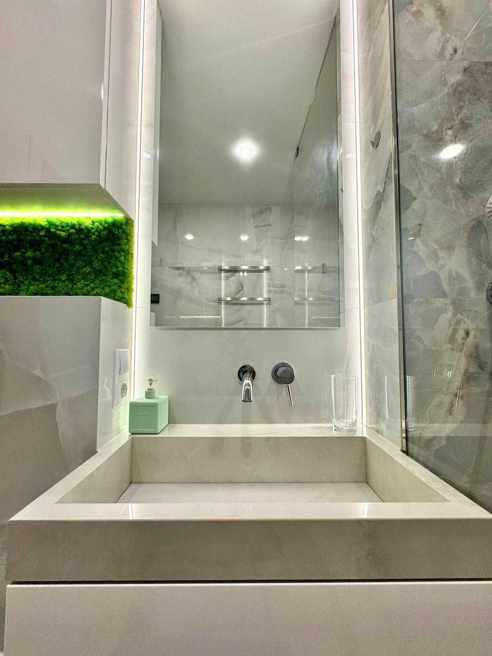 ApartPoltavaРозкішна 1-кімн ЦЕНТР міста, ТРОПІЧНИЙ душ.  КВЕДи 55.10