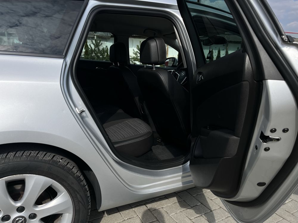 Opel Astra J, 2014 рік, 1.7 cdti