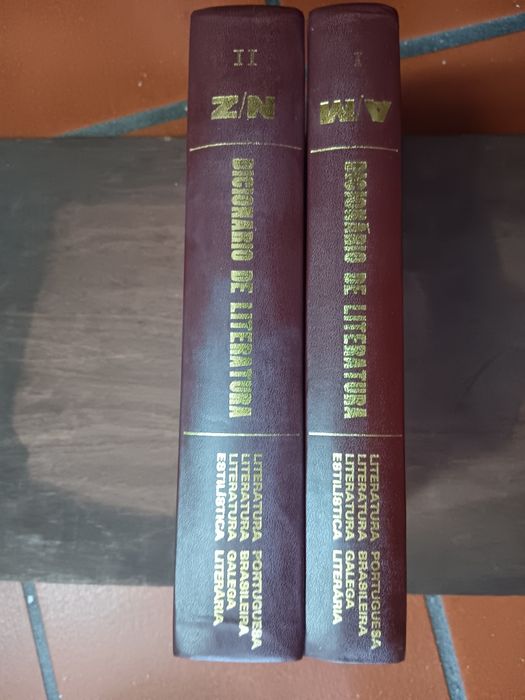 Dicionário de Literatura- 2 volumes- Jacinto Prado Coelho