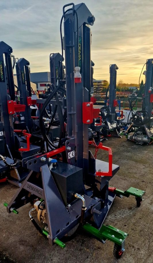 Łuparka pionowa hydrauliczna elektryczna Demarol do drzewa Transport
