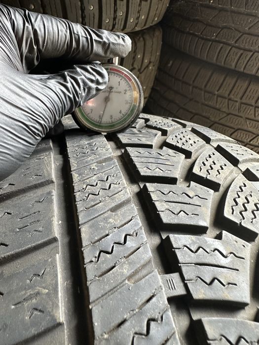 2x opony zimowe 235/45R18 Hifly Win-Tur 212 cena za parę 6mm 2022