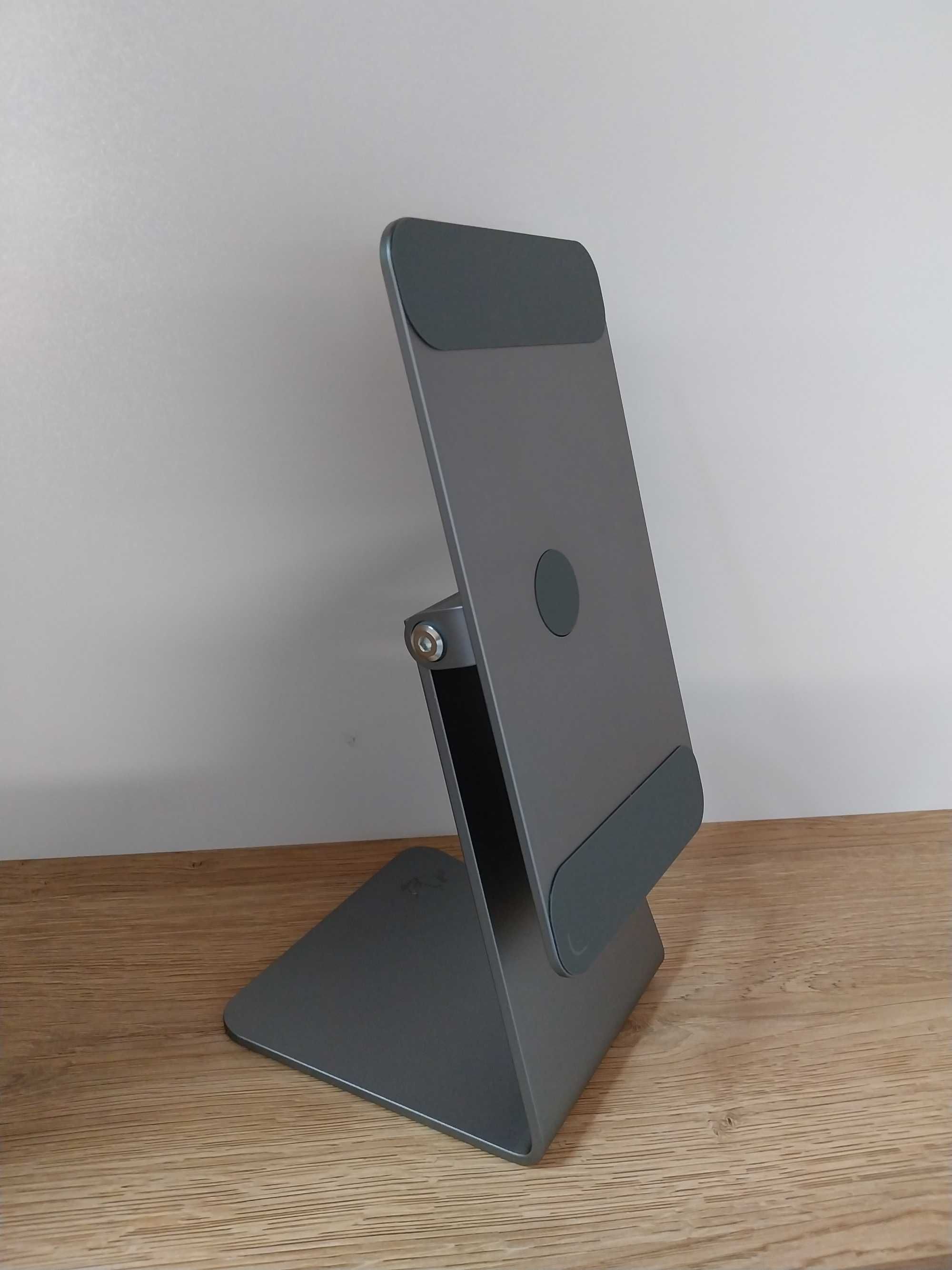Magnetyczny regulowany stojak do IPAD 11 PRO