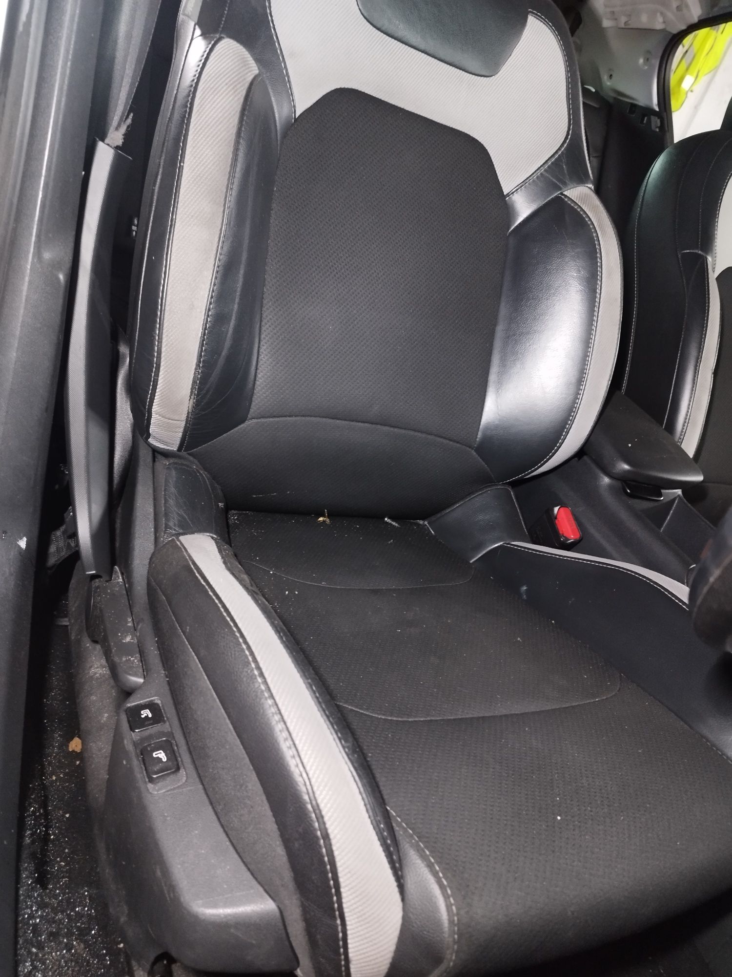 fotele  pół skóra citroen ds4 c4 II przód tył kanapa wysyłka