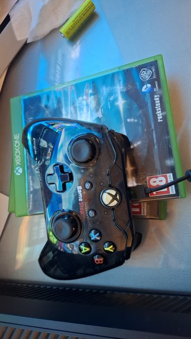 Xbox One 500Gb + 3 Jogos