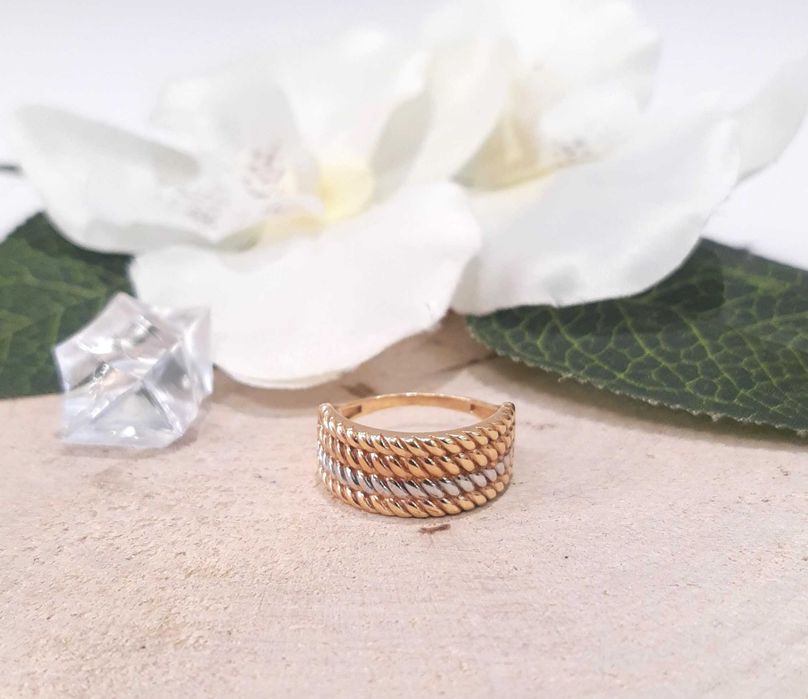 Złoty pierścionek p.585/5,28g