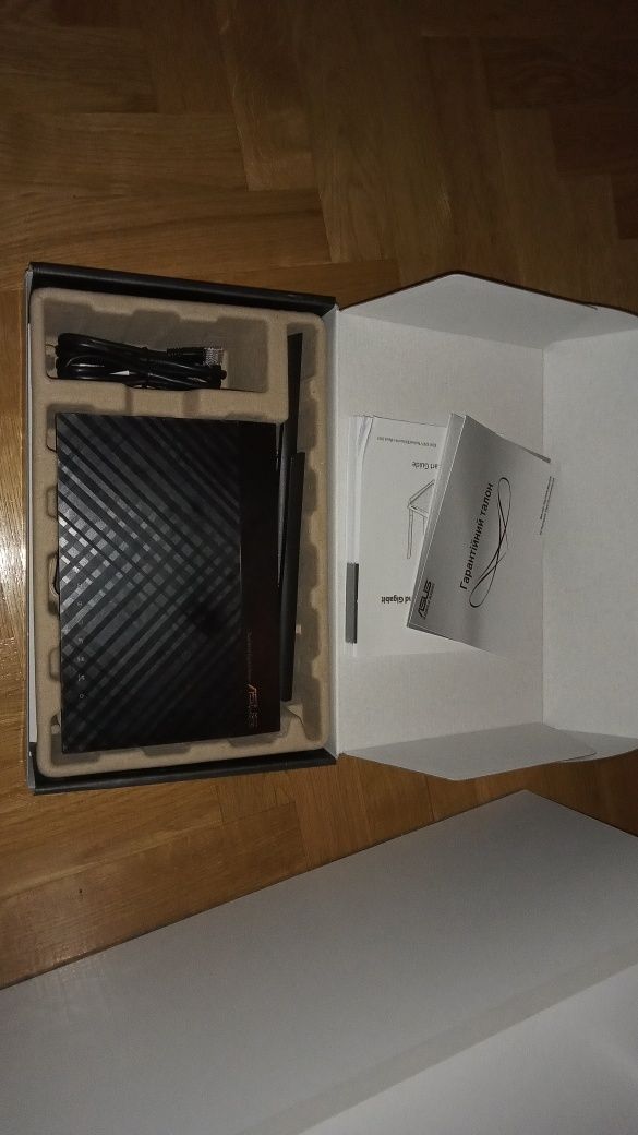 Router Asus RT-AC66U