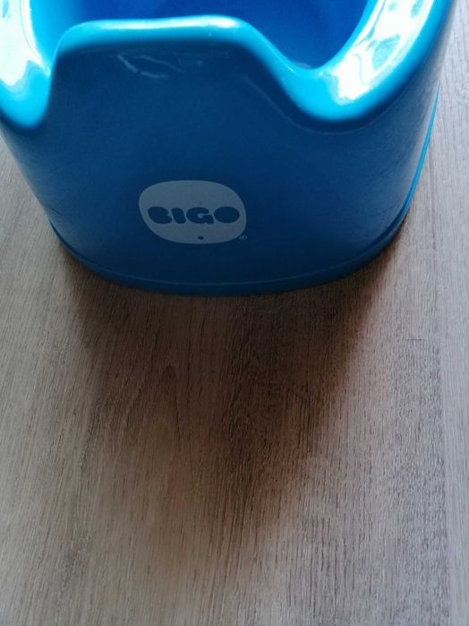 Pote/bacio de criança, Bigo