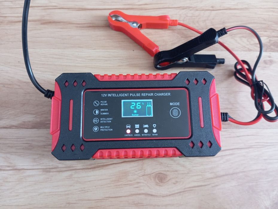 Prostownik automatyczny motocykli auto z funkcją naprawy 12v