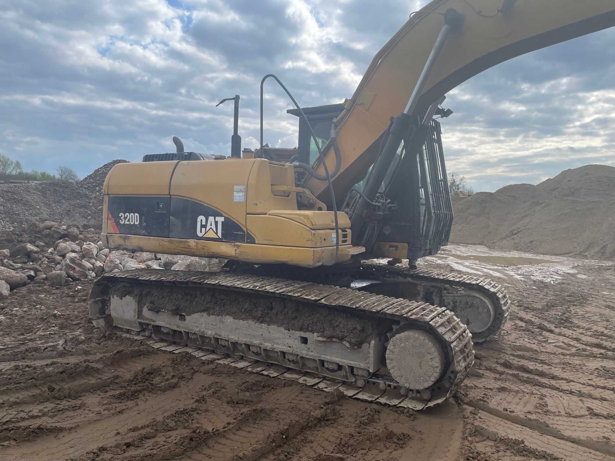 Koparka gąsienica CAT 320D