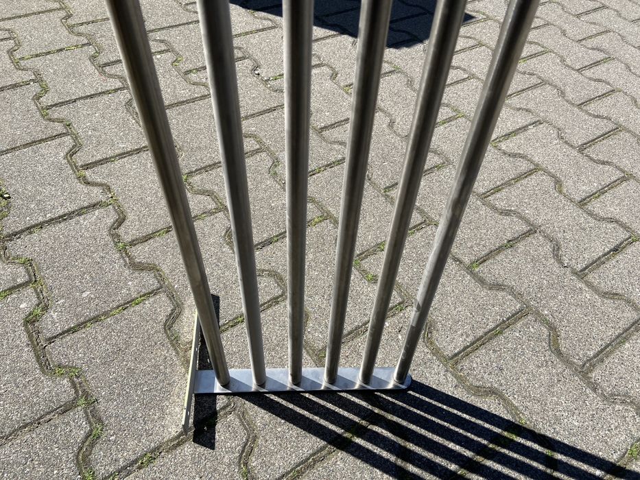 Wieszak na ubrania / półka ikea