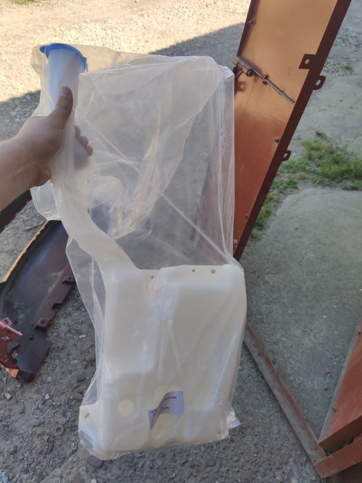 Бачок омывателя Ford Edge 2015 2016 2017 2018 2023 форд эдж