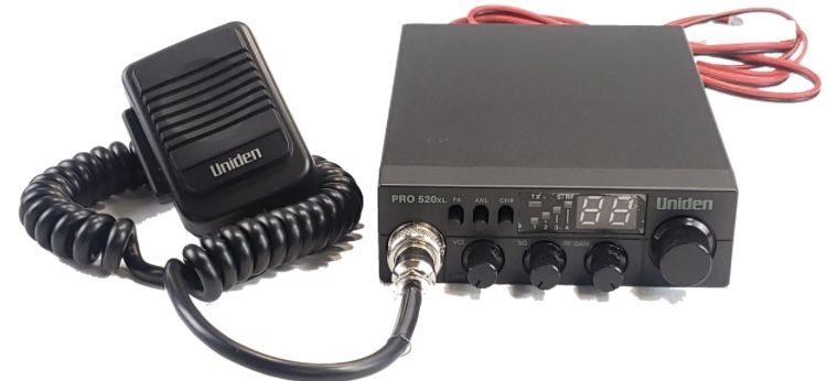 CB RADIO UNIDEN PRO 520 XL + antene president