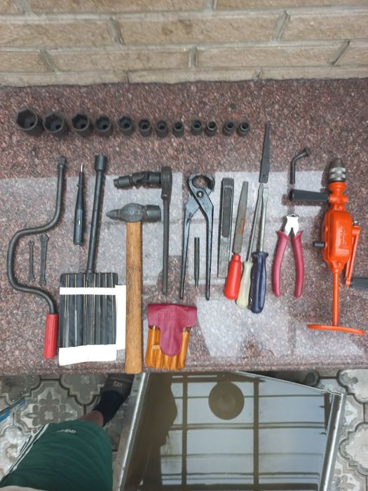 Продам набор инструментов