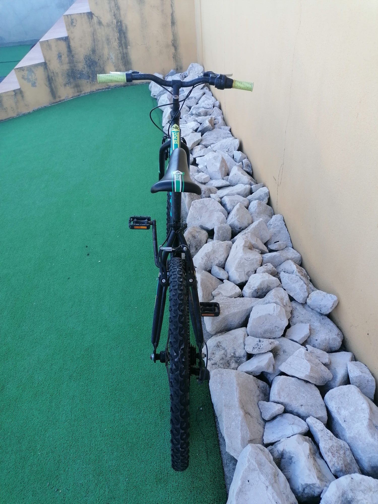 Bicicleta de criança marca spitz