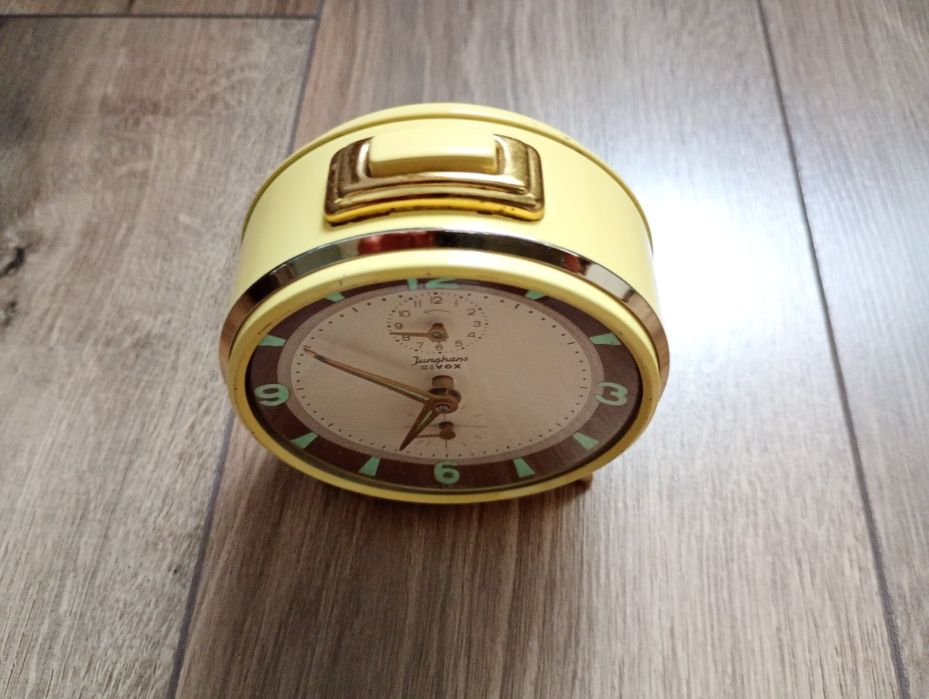 Budzik mechaniczny Junghans