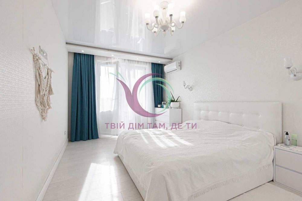 Продається 4-кімнатна квартира з ремонтом, Шевченківський район.