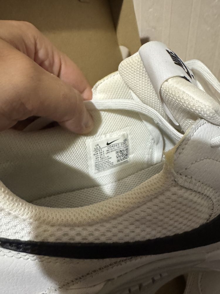 Продам Мужские кроссовки Nike Air Max Excee