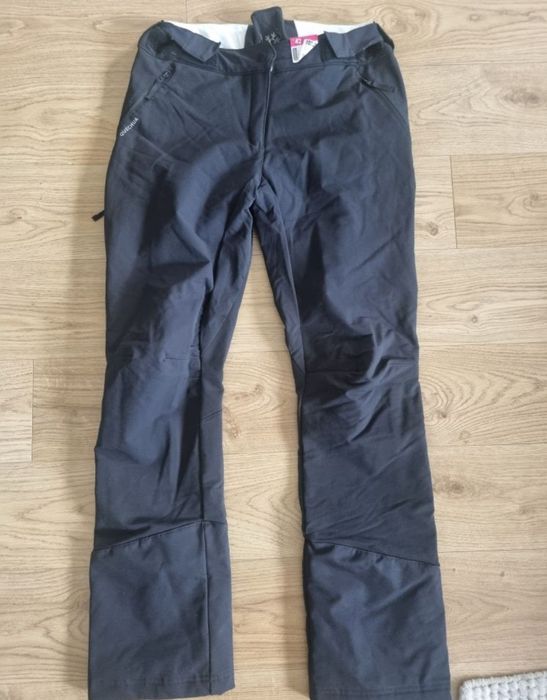 spodnie zimowe trekingowe Quechua Decathlon
