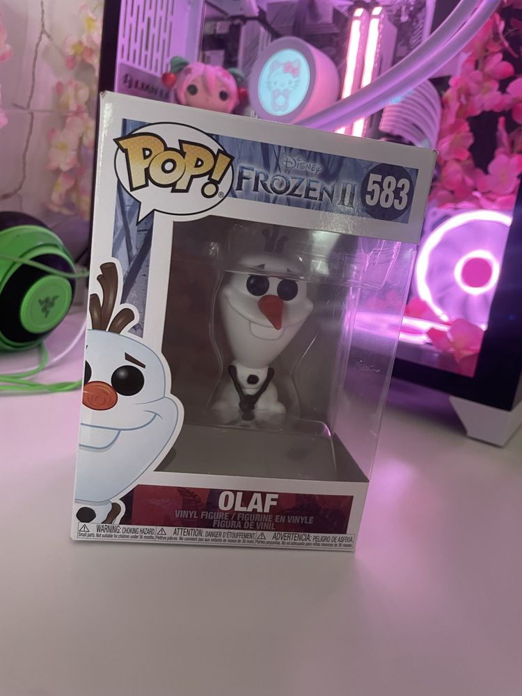 Funko pop Olaf figure