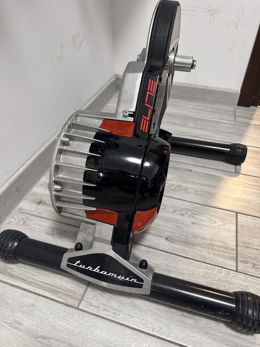 Trenażer Elite Turbomuin directdrive na kasetę