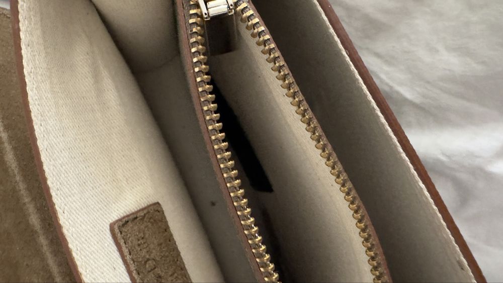 Продаж шкіряноі сумки Massimo Dutti
