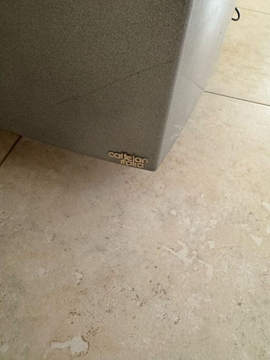 Vendo móvel de sala de marca italiana