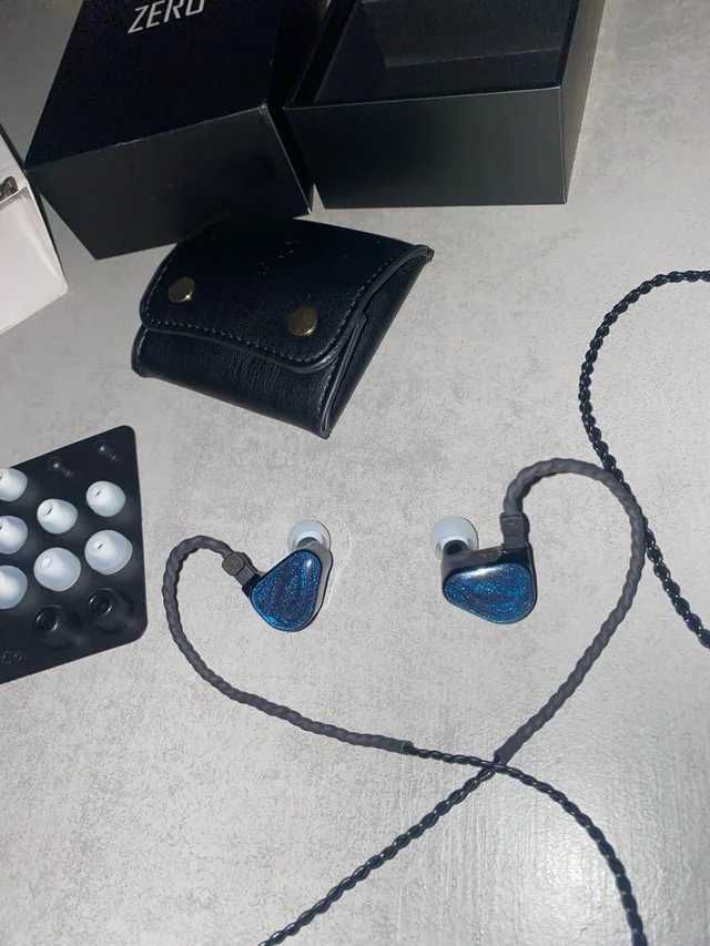 TRUTHEAR x crinacle ZERO Auriculares